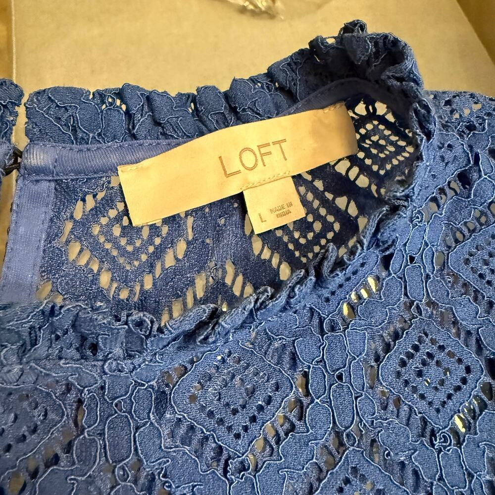 LOFT Blue Lace Short Sleeve Top Sheer Ruffle Collar Large - Picture 5 of 6
